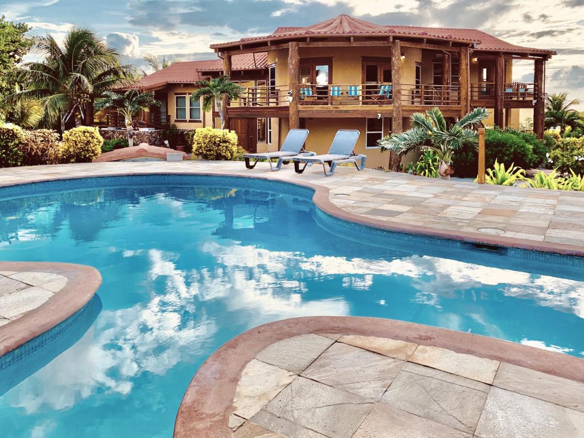 Villa Serenity San Pedro  Extérieur photo