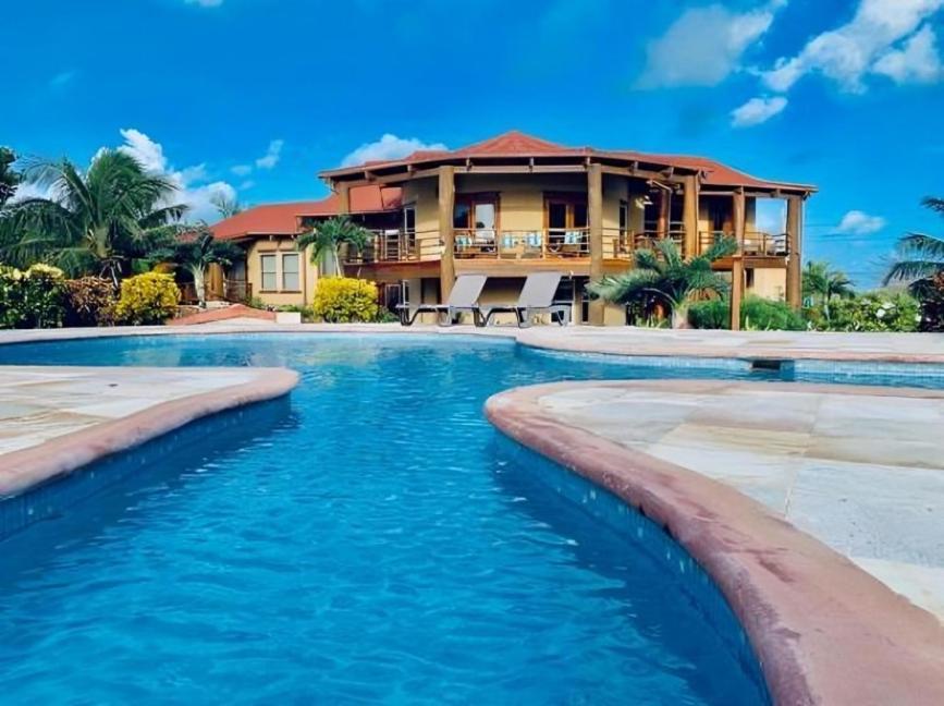 Villa Serenity San Pedro  Extérieur photo